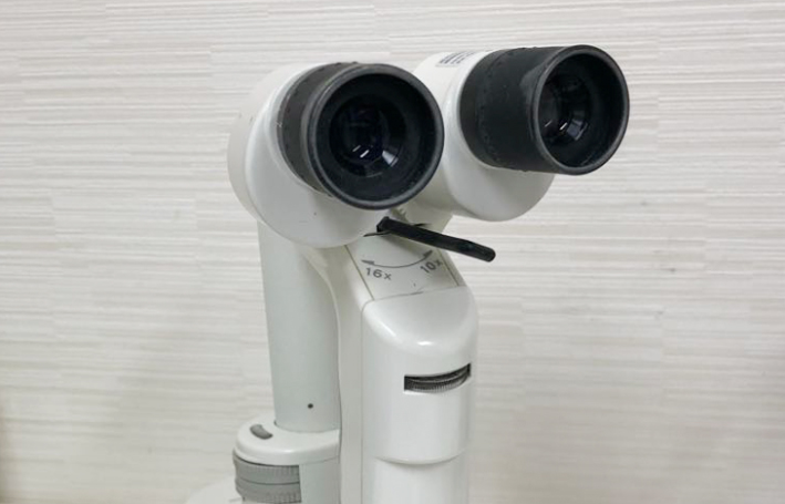 スリットランプ